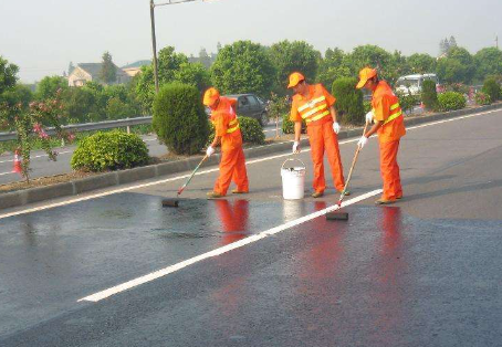 温州 彩色路面喷漆维修改色的使用寿命有多长？